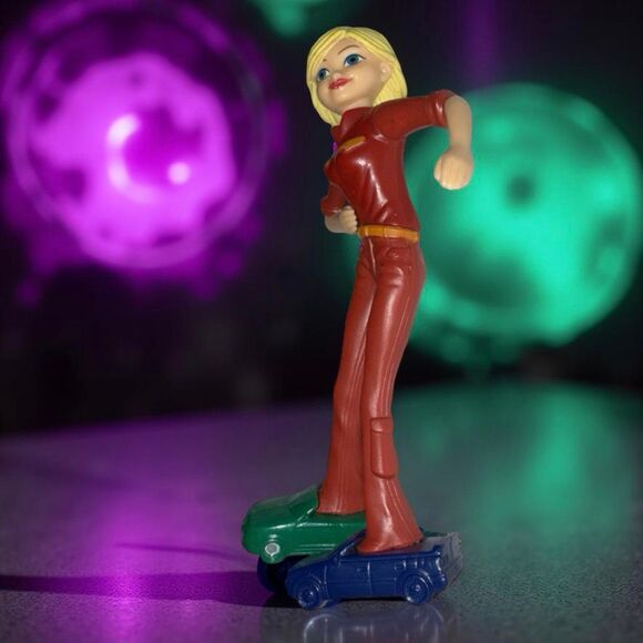 2009 Monsters Vs. Aliens Susan Murphy  McDonalds Toy Ginormica Action Figure B23 - Picture 6 of 7